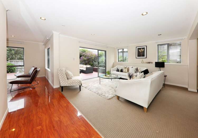 7 Silvana Drive Flat Bush_8