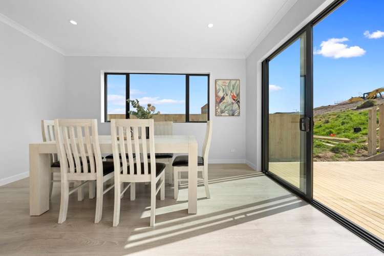 23 Ridgehill Rise Flat Bush_16