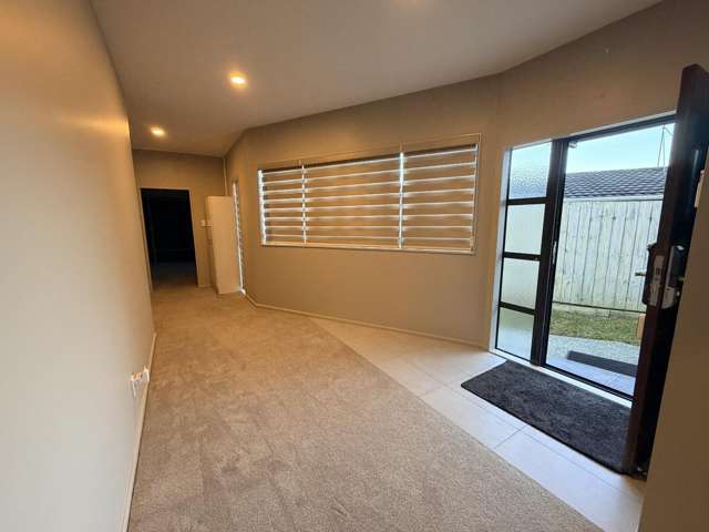 2/24 Bonito Place Bayview_2