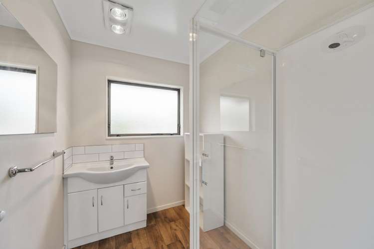 51 Spriggs Crescent Greenmeadows_9