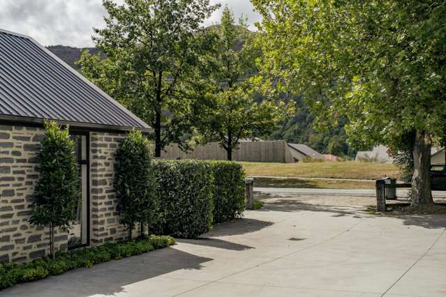 90-90A Centennial Avenue Arrowtown_1