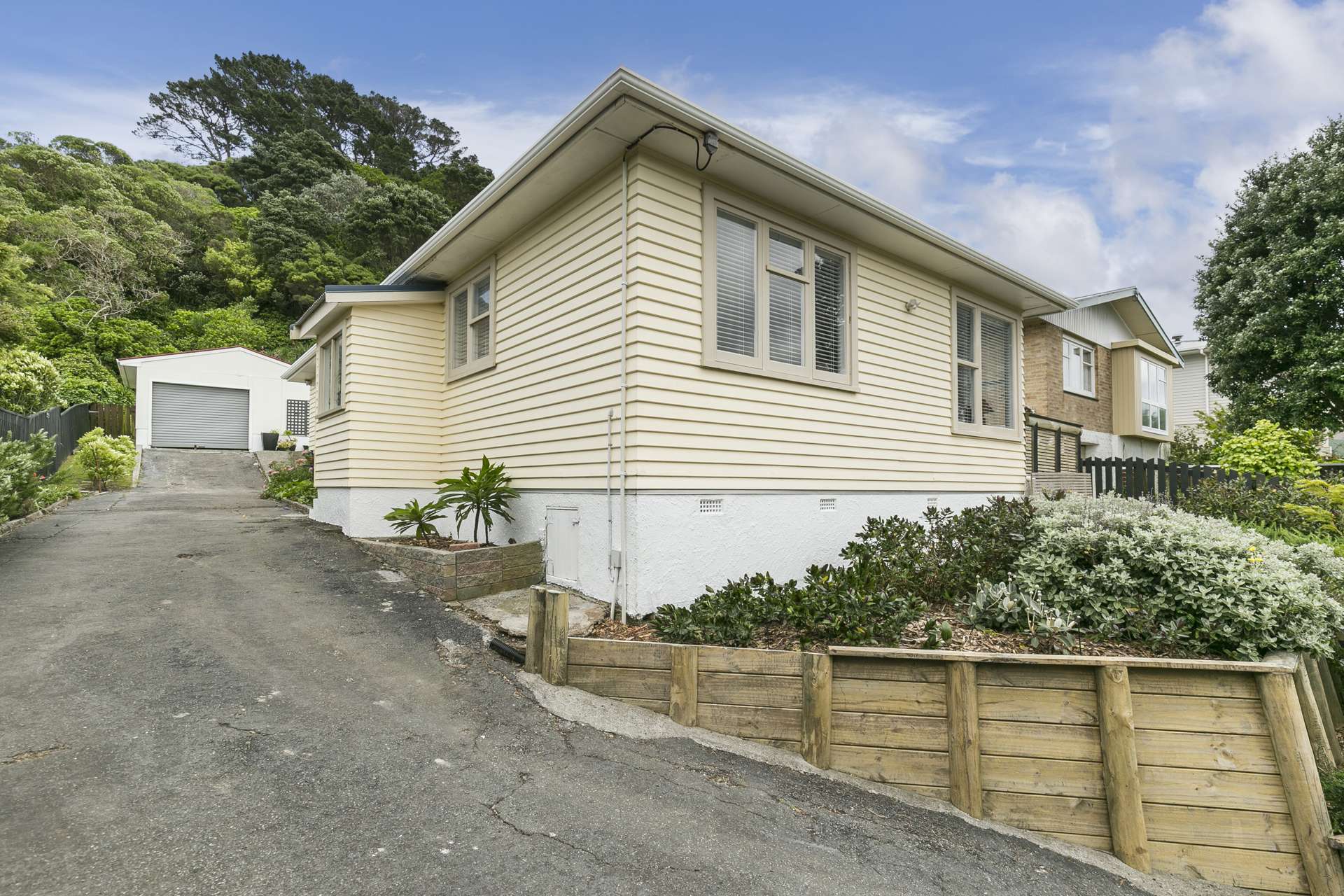 12 Raroa Place Pukerua Bay_0