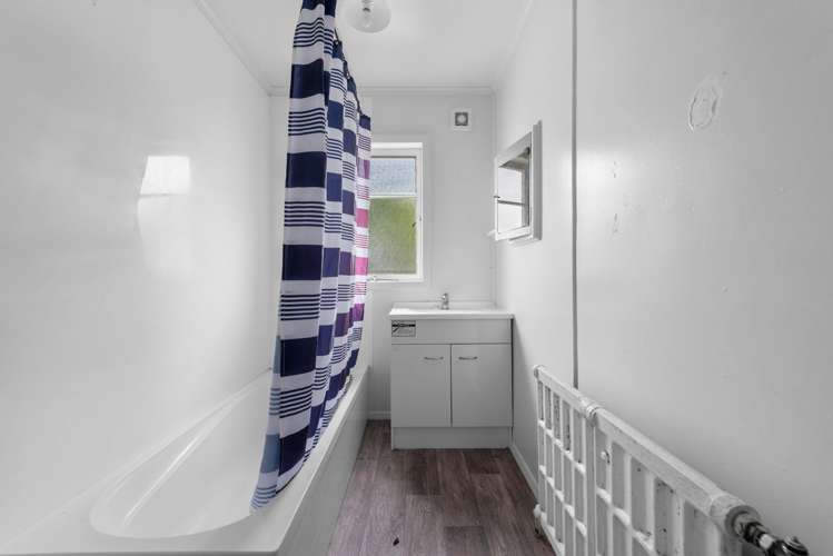 28a High Street Glenholme_16