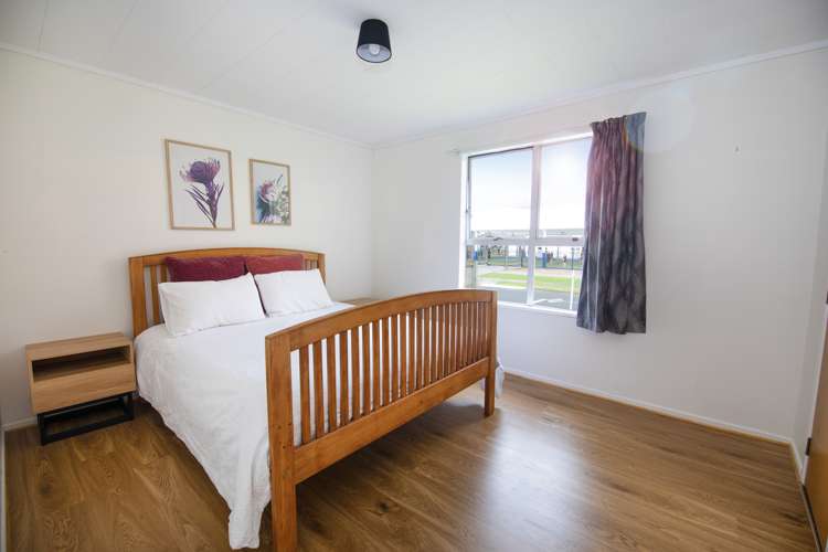 53 Lyttelton Crescent Tamatea_6