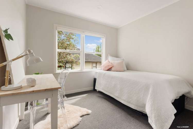 18 Marie Crescent Te Atatu South_14