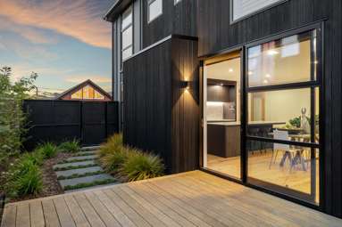 22A Wroxton Terrace_2