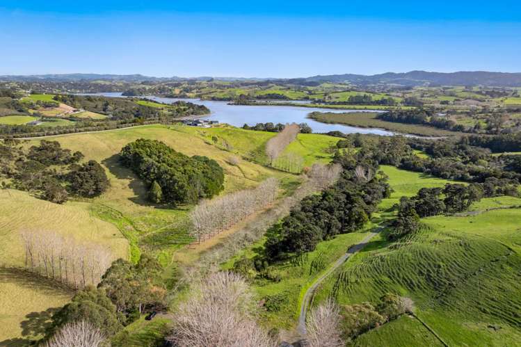 2/399 Whitmore Road_5