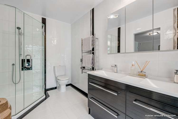 6 Glengarry Avenue Manly_13