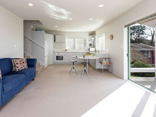 2/30 Uxbridge Road Mellons Bay_3