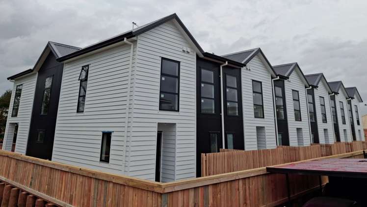 3/149 Nixon Street Hamilton East_1