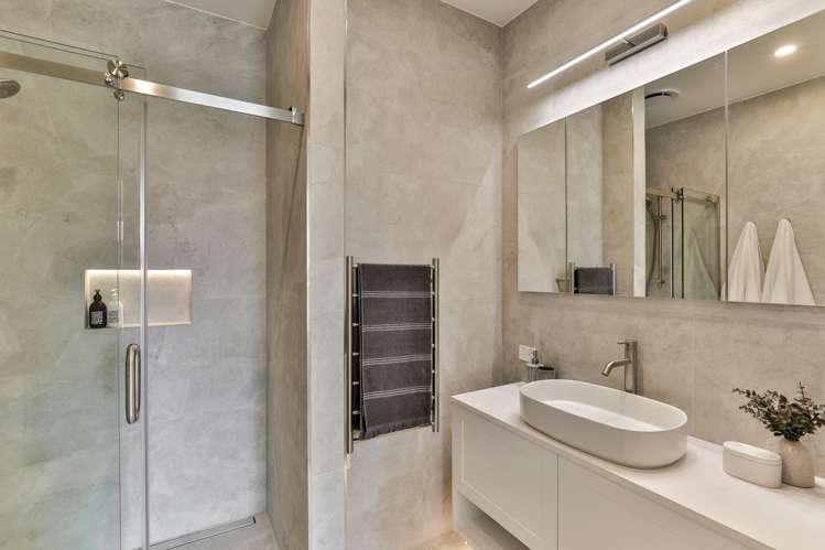 200 Landmark Terrace Orewa_11