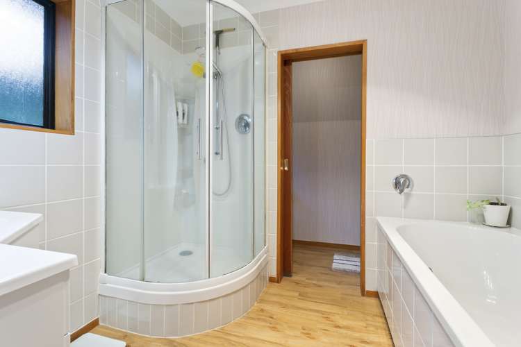 161 Shaw Road Oratia_13