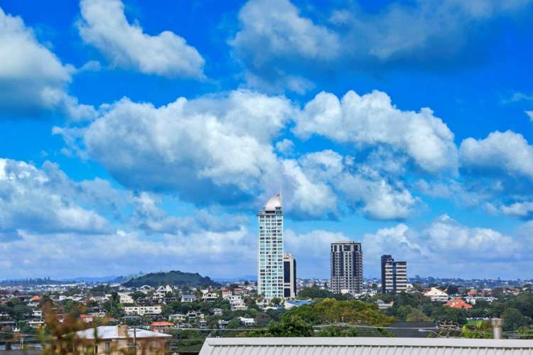 95 East Coast Road Castor Bay_13