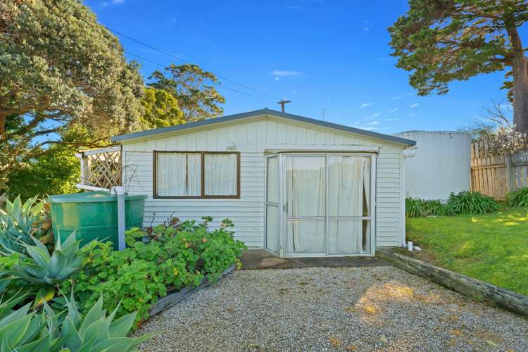 40 Korora Road Oneroa_38