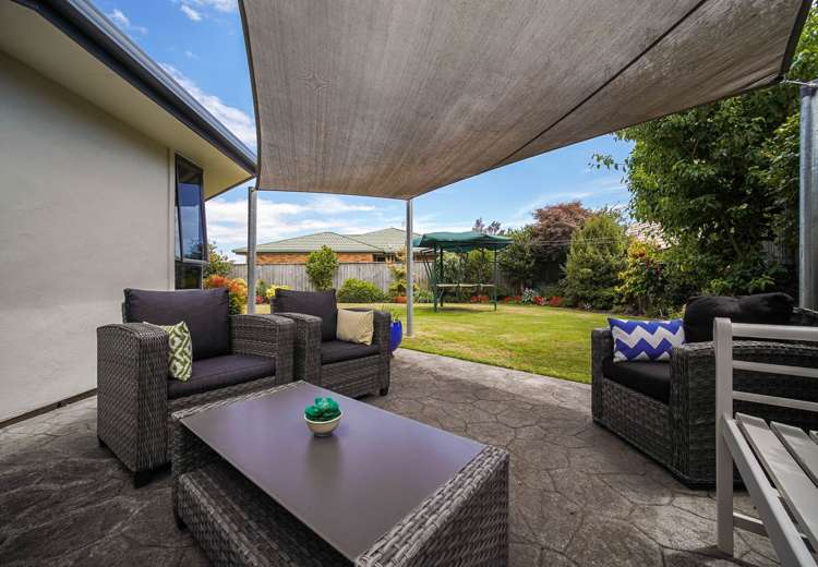 81 Aldinga Avenue Stoke_5