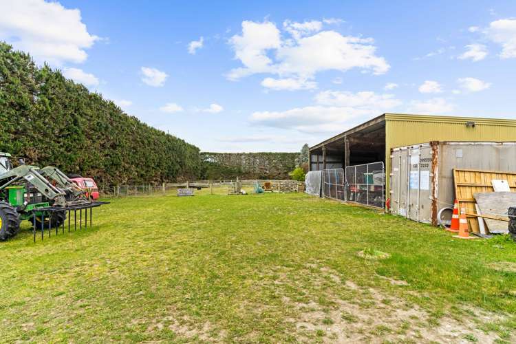 106 Thomsons Road Burnham_16