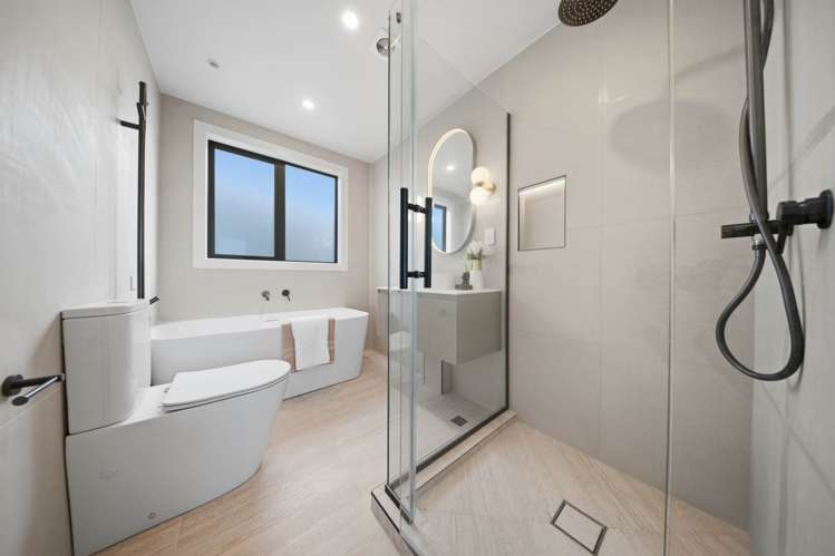 2B Rangitoto Terrace Milford_21