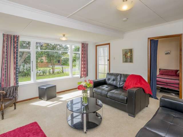 12 Hohiria Street Waikanae Beach_1