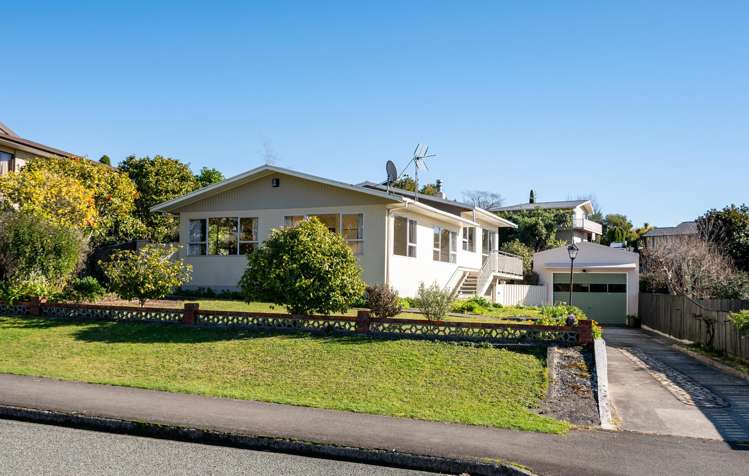28 Churchill Avenue Richmond_23
