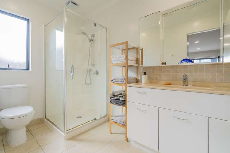 134 Puka Crescent Matarangi_12