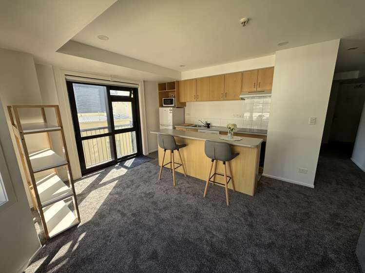 8B/2 Eden Crescent City Centre_4