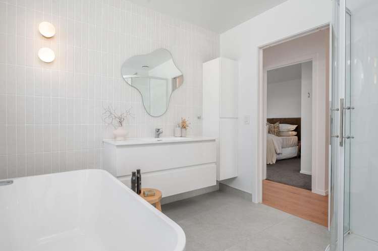 42 Vardon Road Saint Andrews_10