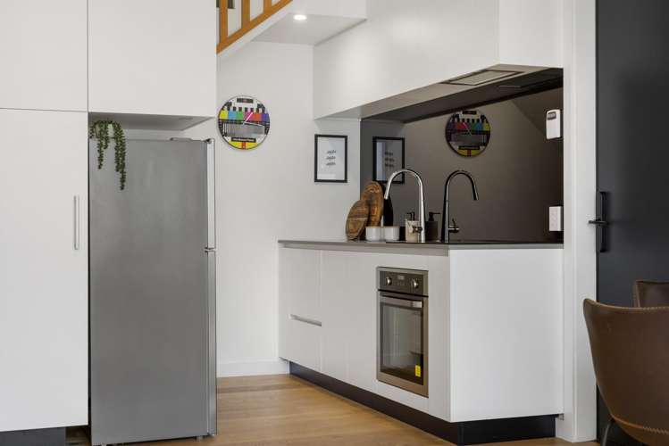 17C Kidds Way Albert Town_4