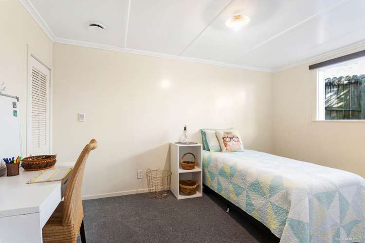 3 Holland Road Hillcrest_23