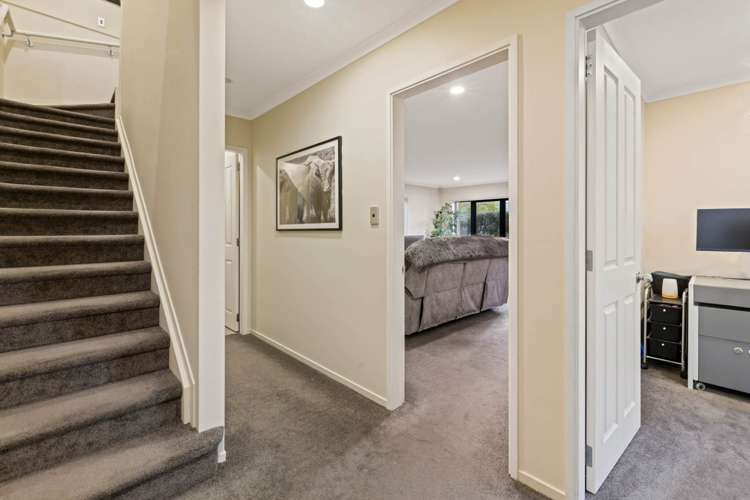 23 Baverstock Road Flat Bush_16