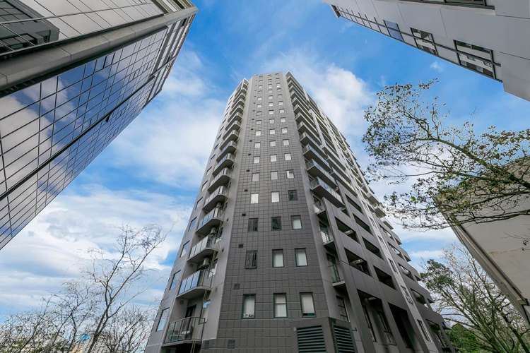 2C/6 St Martins Lane Grafton_17