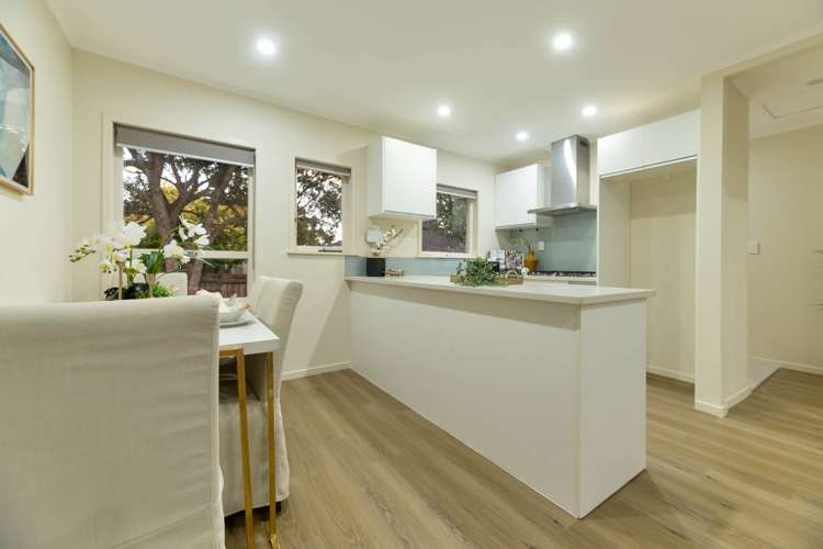 3/14 Commodore Drive Lynfield_14