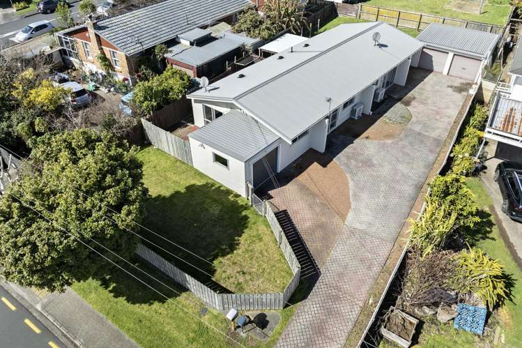 1 and 2/49 Orams Road, Manukau Hill Park_35