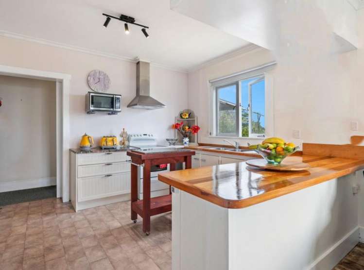 881 Whakapirau Road_3