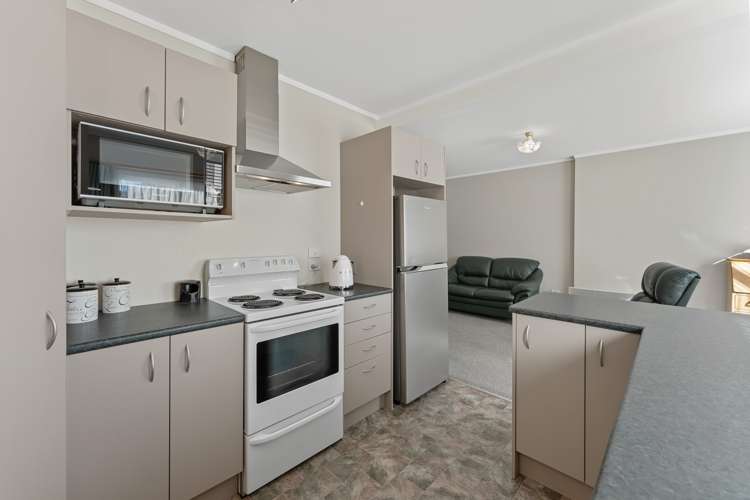 37 Holland Street Wainuiomata_24