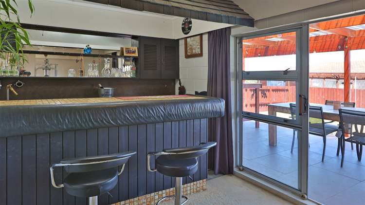 13 Taitua Drive Te Atatu South_18