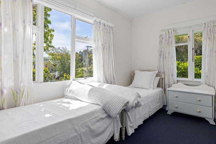 8 Percy Street Akaroa_11
