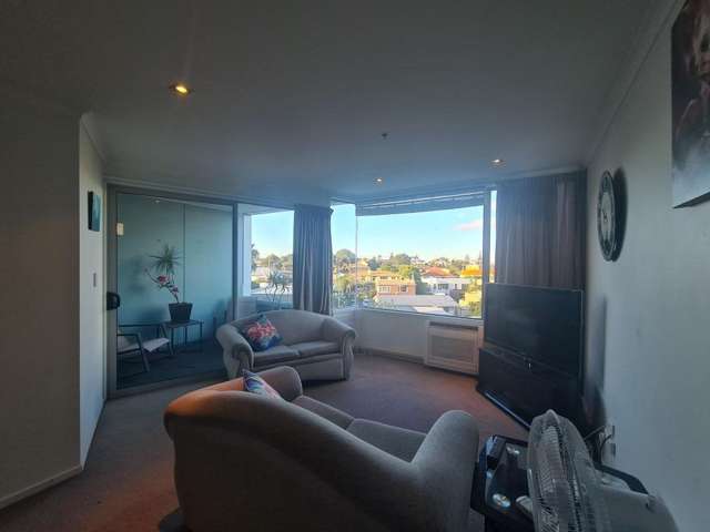 302/332 Maunganui Road 11229_4