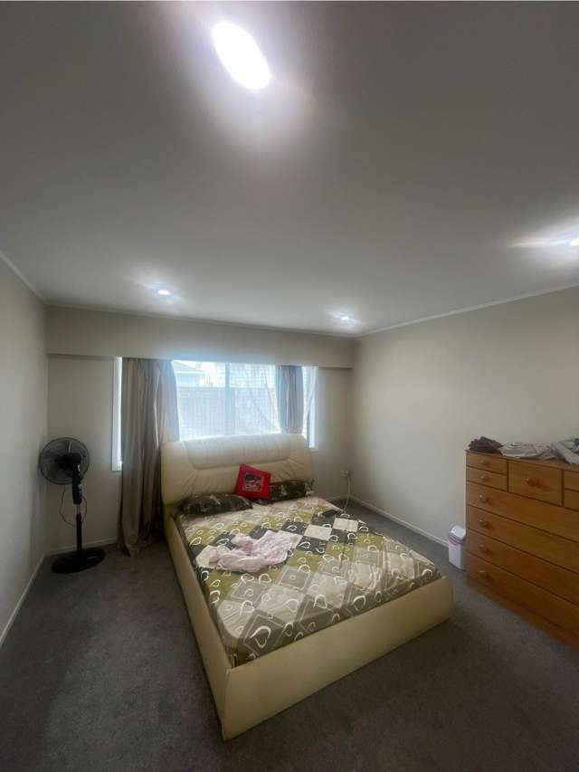 2/68 Victoria Road Papatoetoe_4