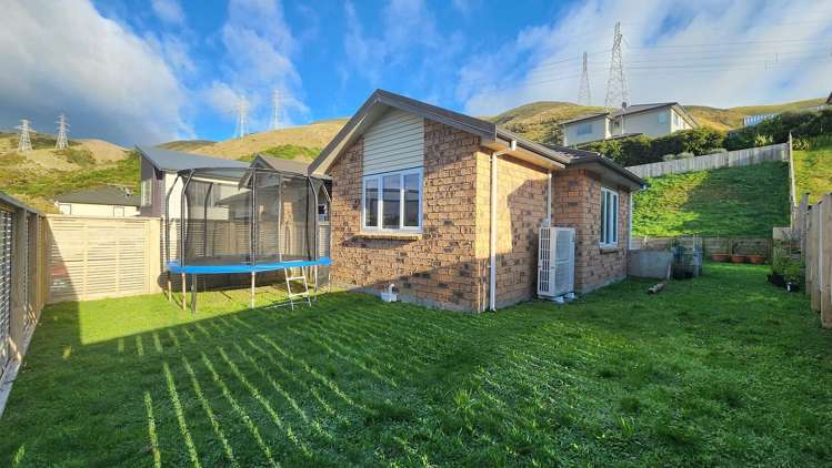 73 Amesbury Drive Churton Park_11