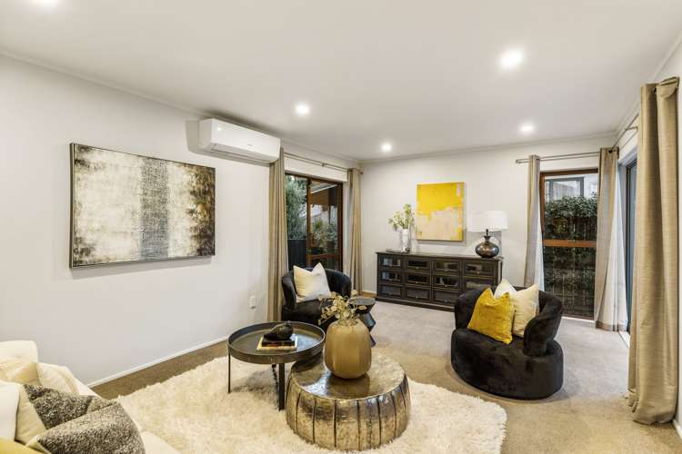 1/143 Reeves Road Pakuranga Heights_35