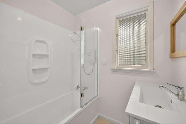 70 Reserve Terrace Lyttelton_25