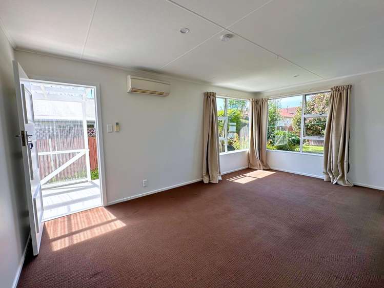 8a Weld Street Blenheim Central_3