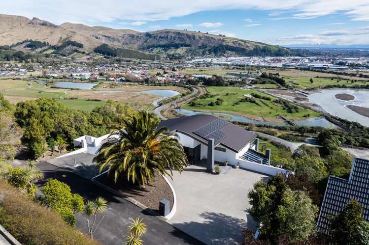 8 Valley View St Andrews Hill_32
