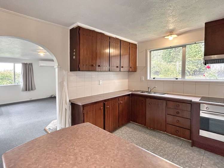 41 Adam Sunde Place Glen Eden_4