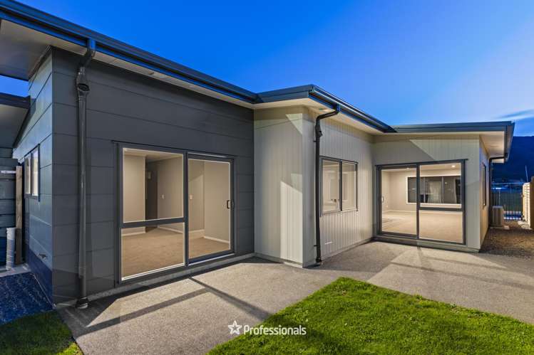 38 Harry Martin Lane Wainuiomata_15