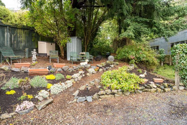 82 Glen Road The Glen_12