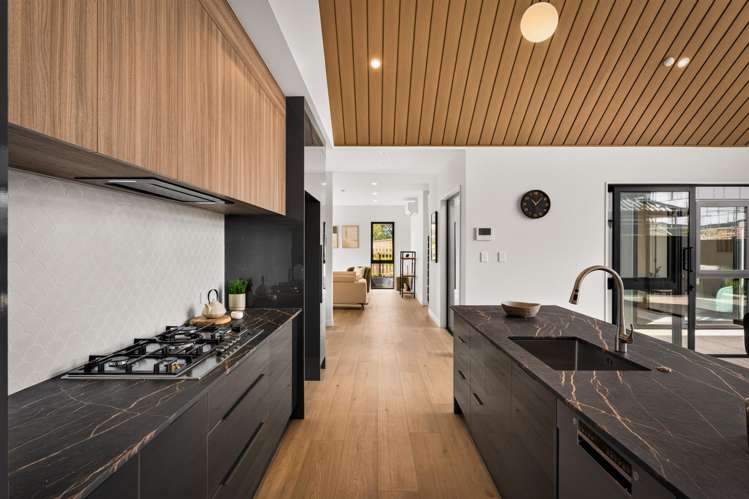 22 Acorn Parish Lane Clevedon_10