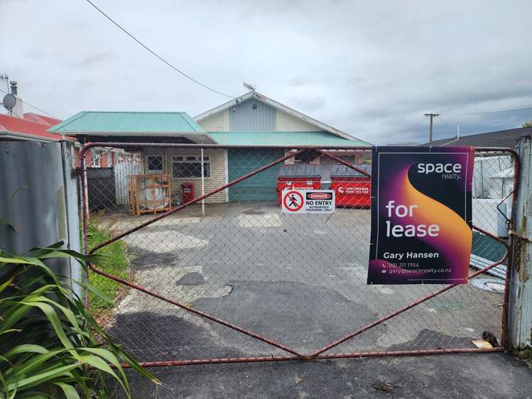 Whole Building/10 Tararua Street_0