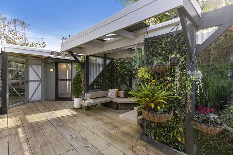 1/40 James Evans Drive Northcote_22