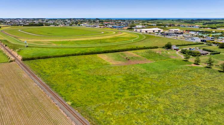 0n Waihi Road Hawera_7